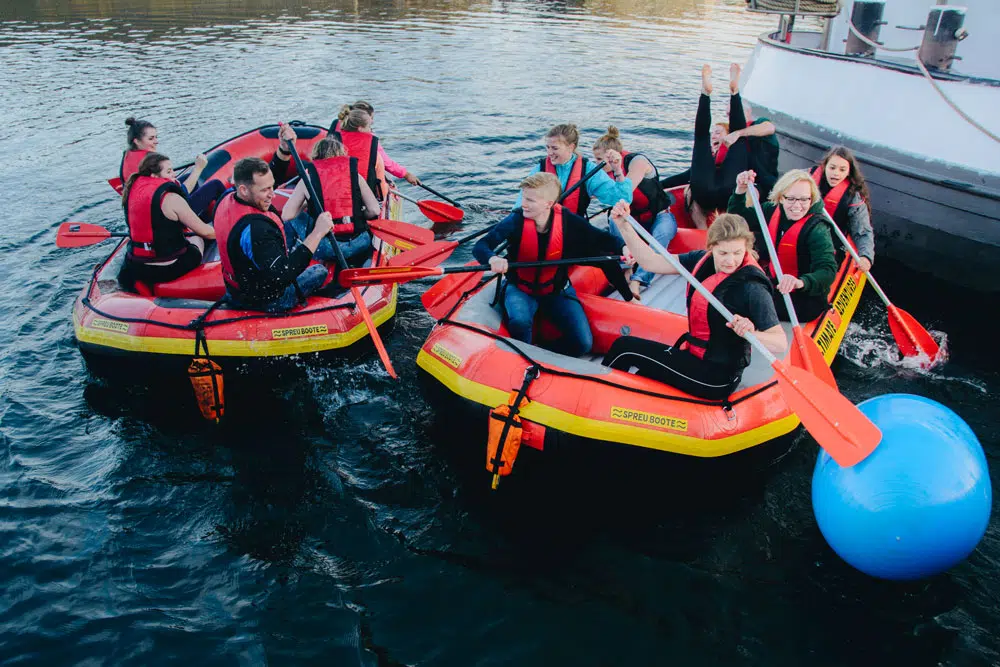 Bedrijfsuitje water waterspel teamgame Deventer Achterhoek sportdag groepsuitjes